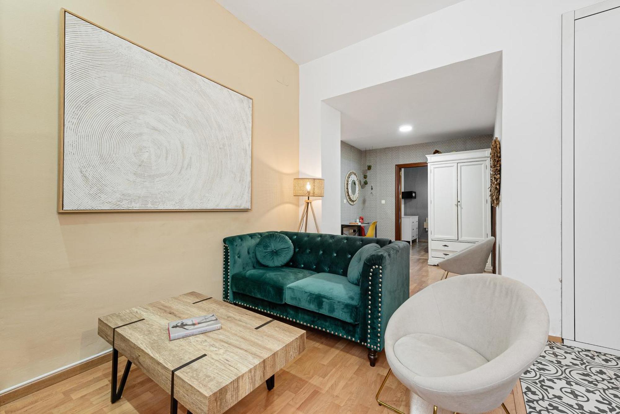 Urbanchicmalaga 2Bedroom Oasis In Historic Malaga Centre Экстерьер фото