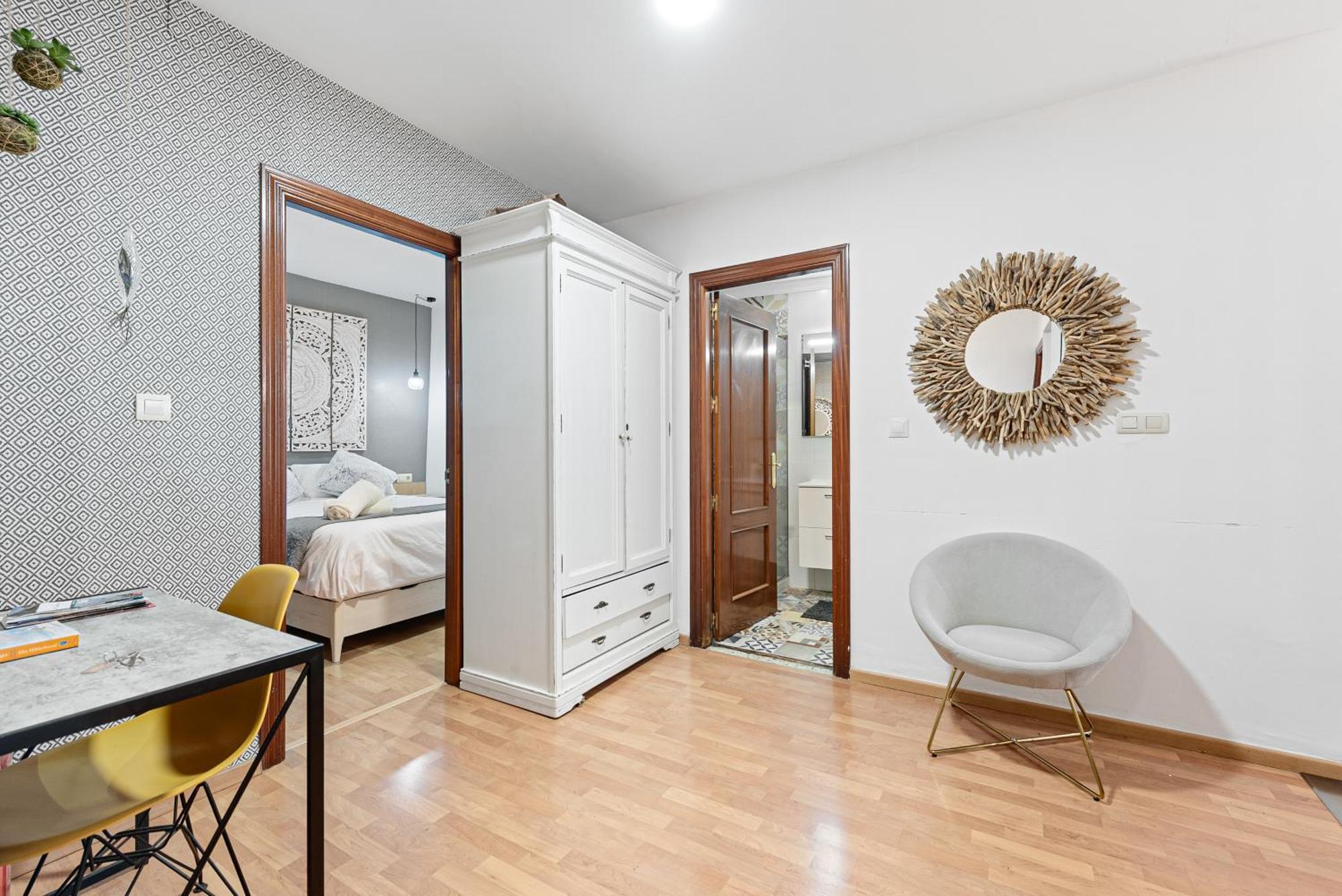 Urbanchicmalaga 2Bedroom Oasis In Historic Malaga Centre Экстерьер фото