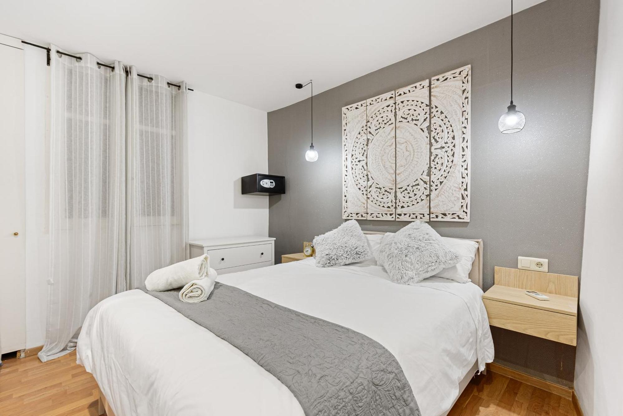 Urbanchicmalaga 2Bedroom Oasis In Historic Malaga Centre Экстерьер фото